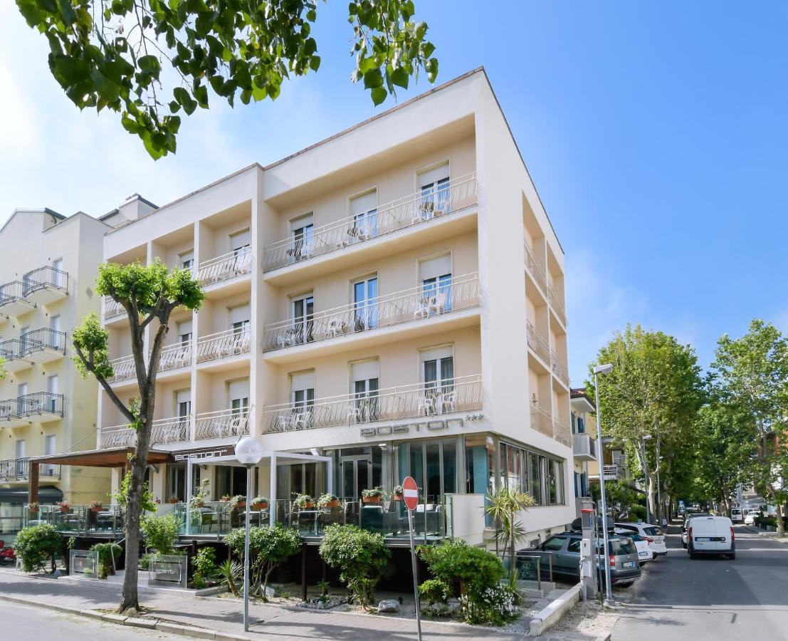 Hotel Boston Cattolica Eksteriør bilde