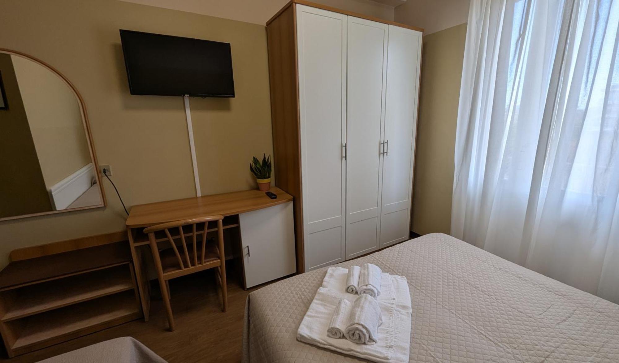 Hotel Boston Cattolica Eksteriør bilde